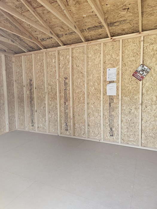 10x20 utility inside