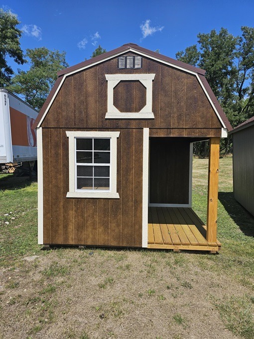 10x20 lofted barn with side porch