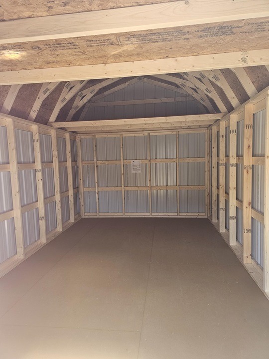 10x16 lofted barn look inside