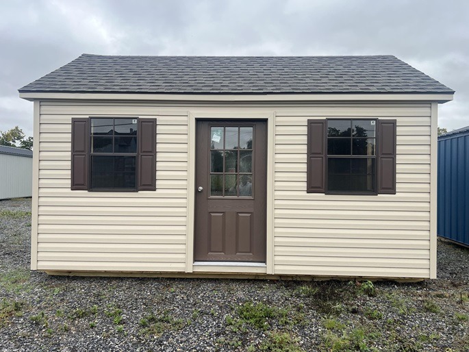 12x16 utility with 7 foot walls