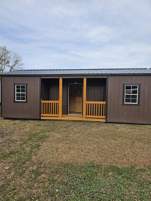 12x28 utility with center porch