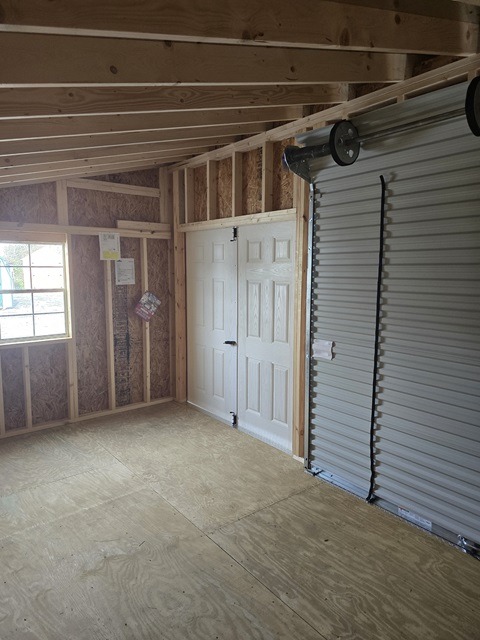 10x16 single slope inside