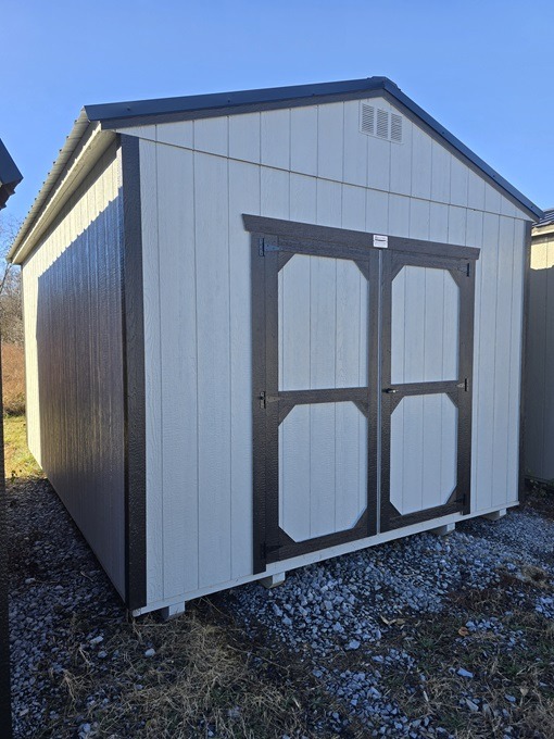 12x16 utility with tech shield