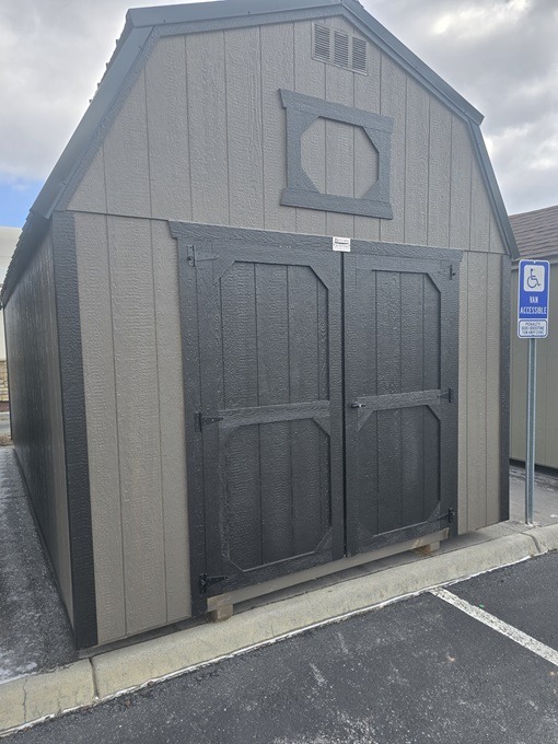 10x20 lofted barn