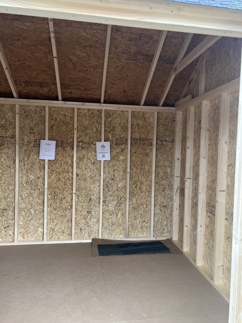 10x12 utility with dormer with octagonal windows