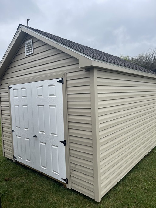 10x12 vinyl utility