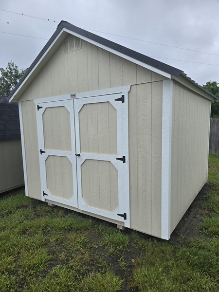 10x10 utility with roof pitch