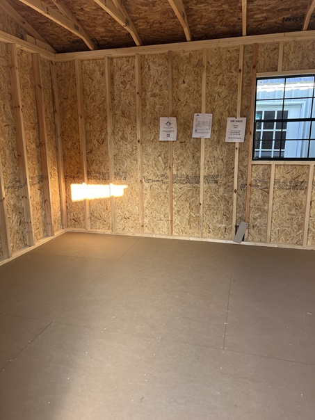12x20 utility with side porch inside