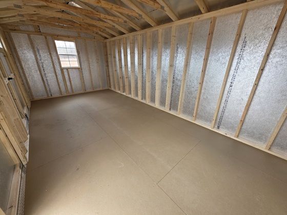 10x20 utility with 7 foot walls and windows