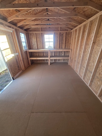 10x16 utility with workbench