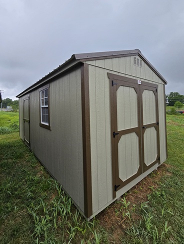 10x20 utility