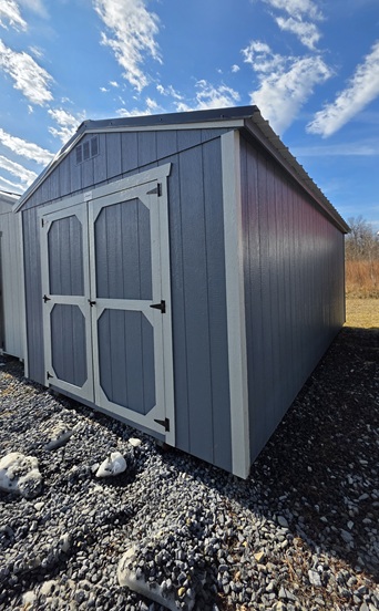10x20 utility
