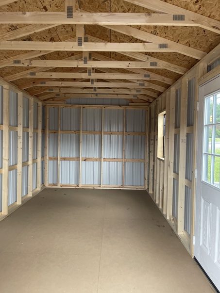 10x20 utility with metal siding look inside