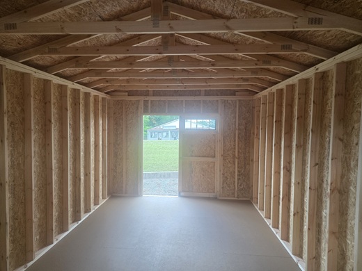 12x20 utility with 8 foot walls look inside