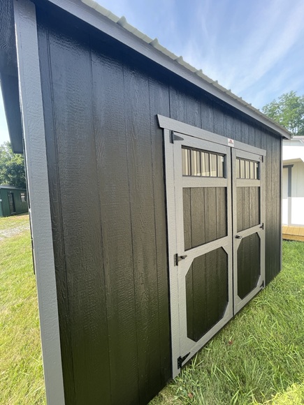 10x12 utility with 8 foot walls and double doors with windows