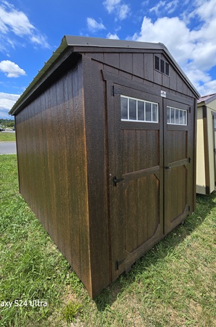 8x12 utility with 7 foot walls and urethane upgrade