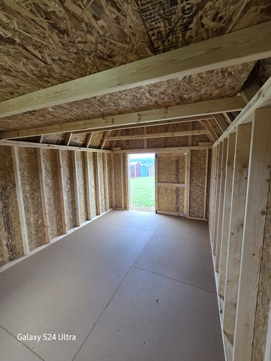 10x16 lofted barn with double doors