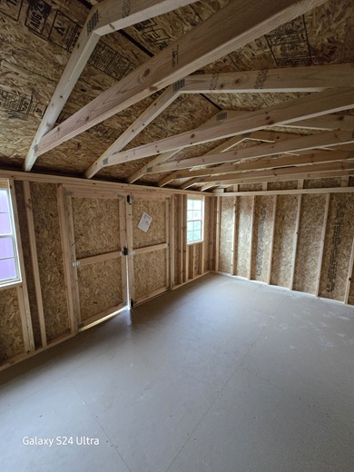 10x16 utility with windows and double doors