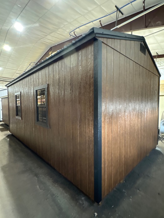 12x20 utility with side porch and four windows