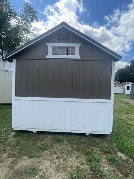 10x18 utility with 7 foot walls and wainscotting in Maryland