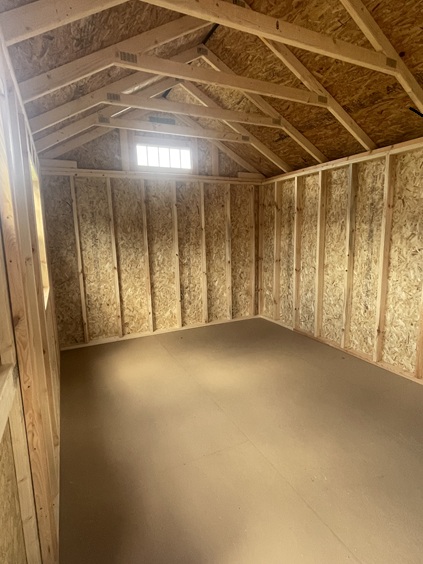 10x18 utility with 7 foot walls and windows