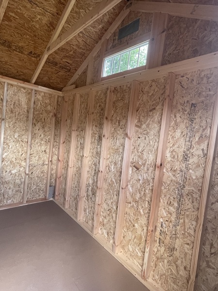 10x18 utility with 7 foot walls look inside
