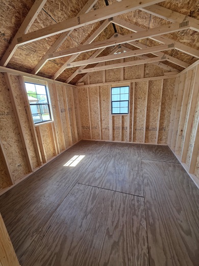 12x36 utility with center porch look inside