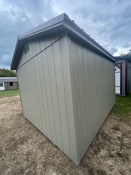10x12 utility with 7 foot walls and double doors with windows