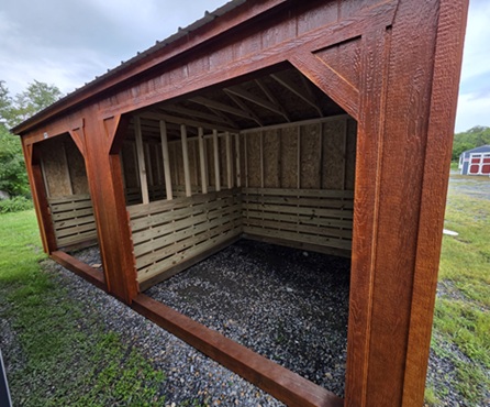 10x20 animal shelter with divider for sale in Winchester VA